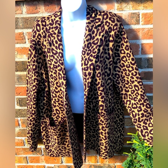 Ann Taylor Leopard Print Sweater Blazer. Woman’s Size XL - Picture 3 of 11